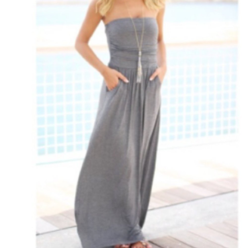 ✨RESTOCKED✨strapless charcoal maxi dress